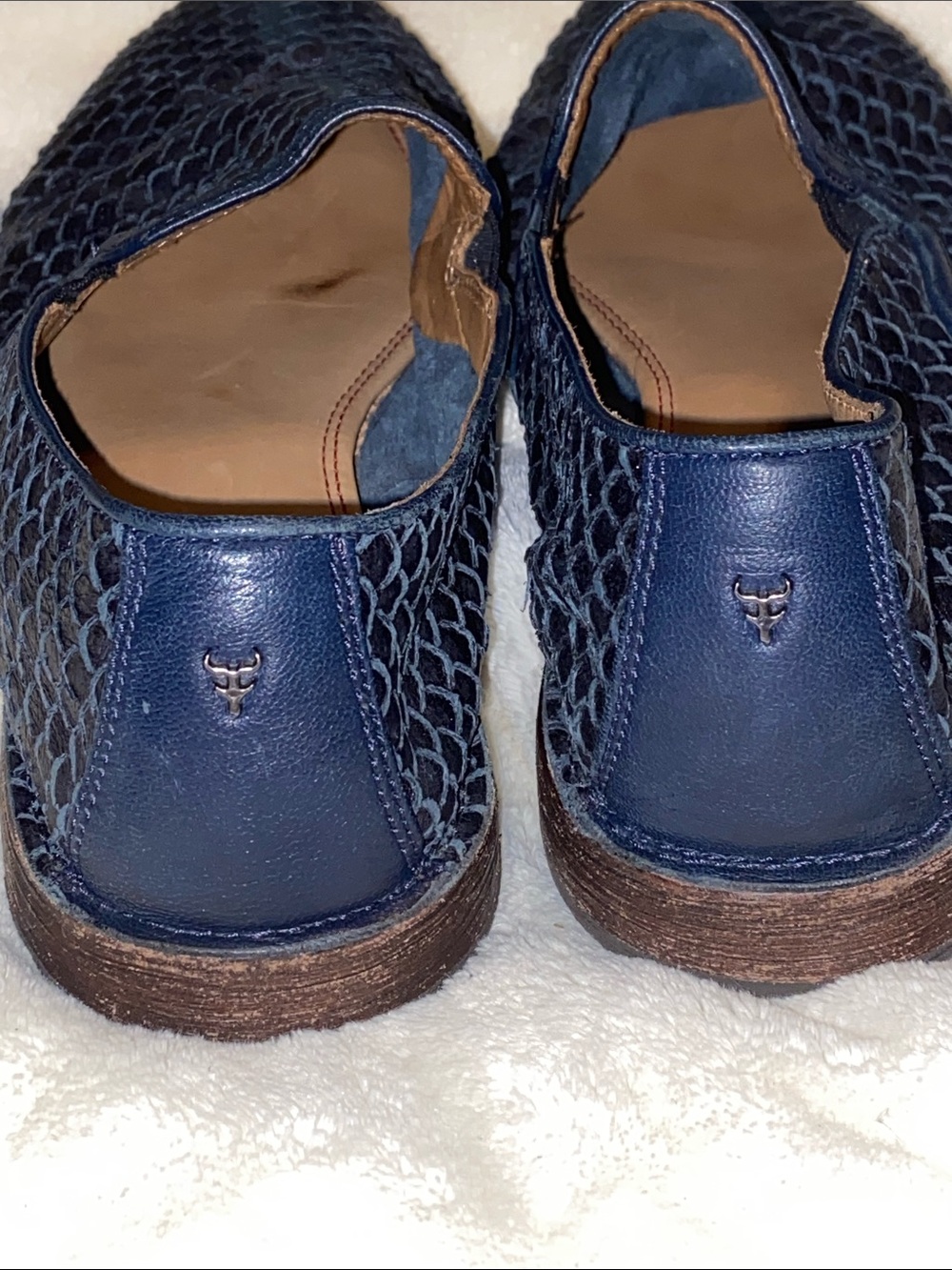 TRASK NAVY BLUE LOAFERS Genuine Leather Scales “ Snake” Print - Picture 5 of 8